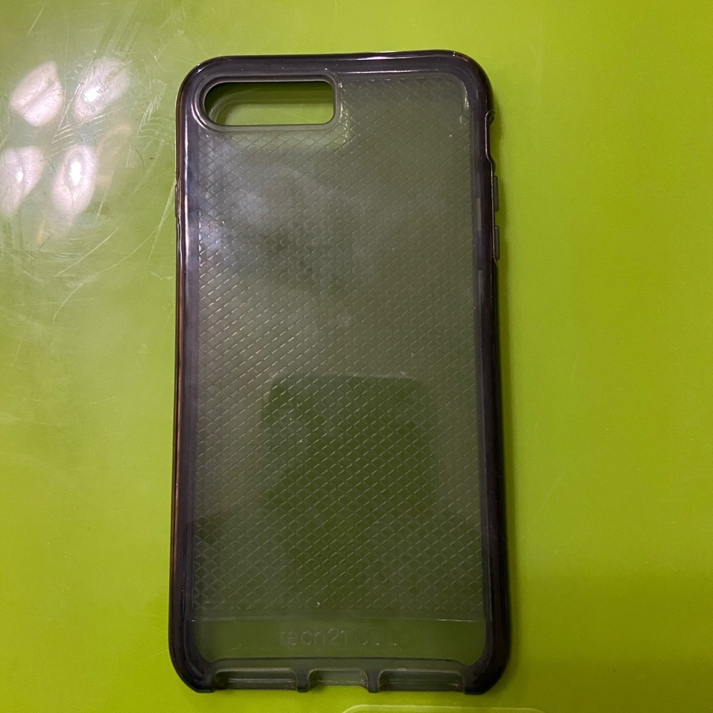 iPhone 7/8+ tech 21 case